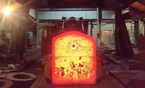 三角提环锻造中