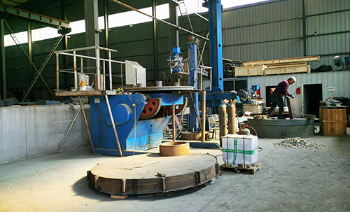 180度旋转堆焊机